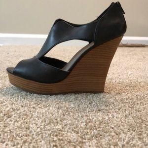 Black Sandal Wedges